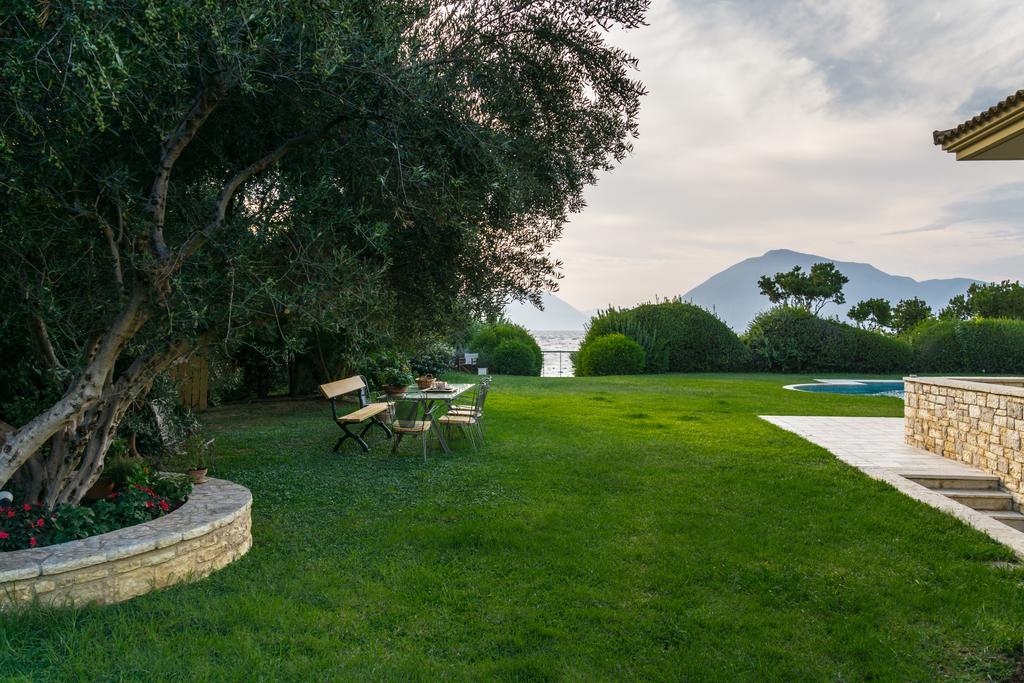 Dh Epavlis Villa Rio Exteriör bild